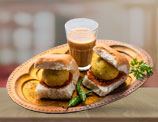 Chicken pav (chicken tikka burger)