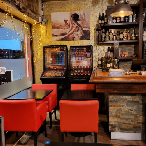 Uitnodigende zithoek bij Indian Naan Restaurant