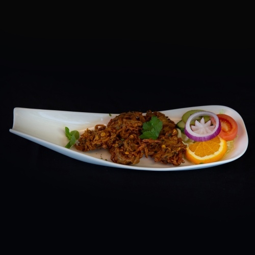 Onion bhaji with a side salad